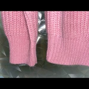 Boohoo pink sweater